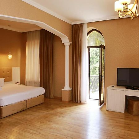 Deluxe Hotel Gandzsa Kültér fotó