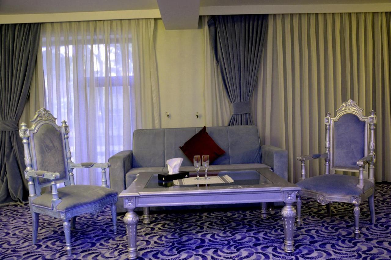 Deluxe Hotel Gandzsa Kültér fotó