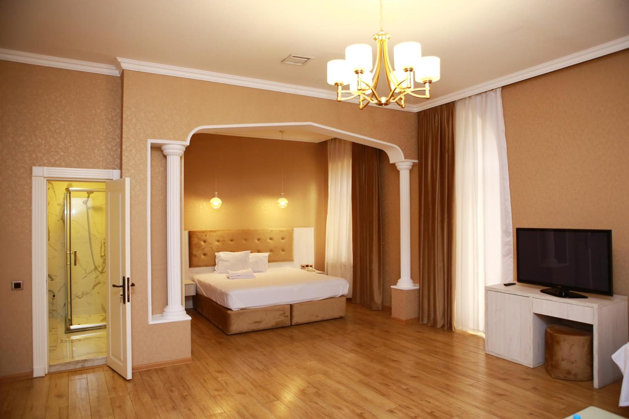 Deluxe Hotel Gandzsa Kültér fotó