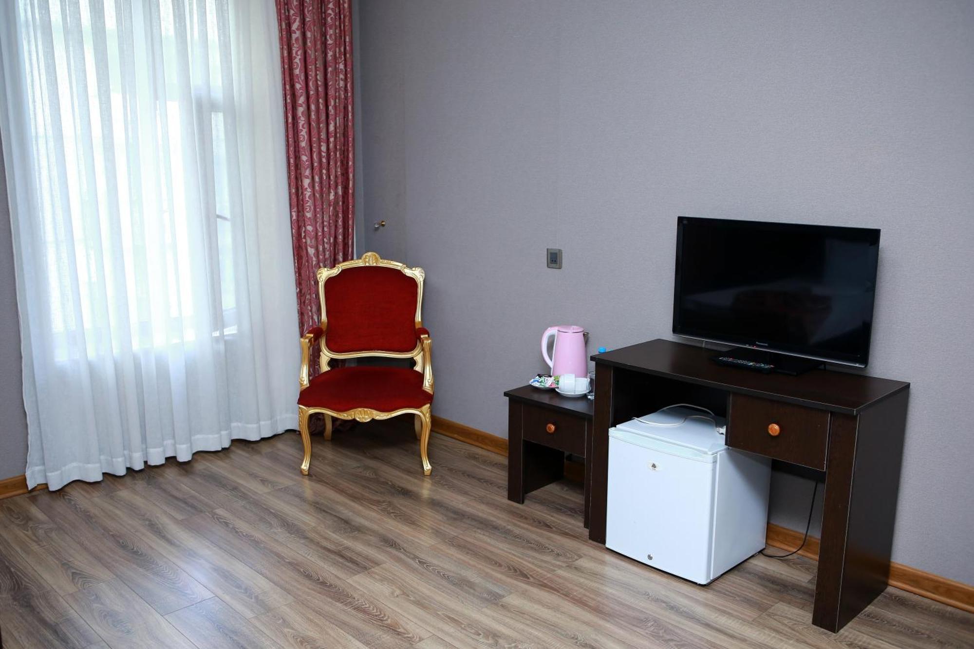 Deluxe Hotel Gandzsa Kültér fotó